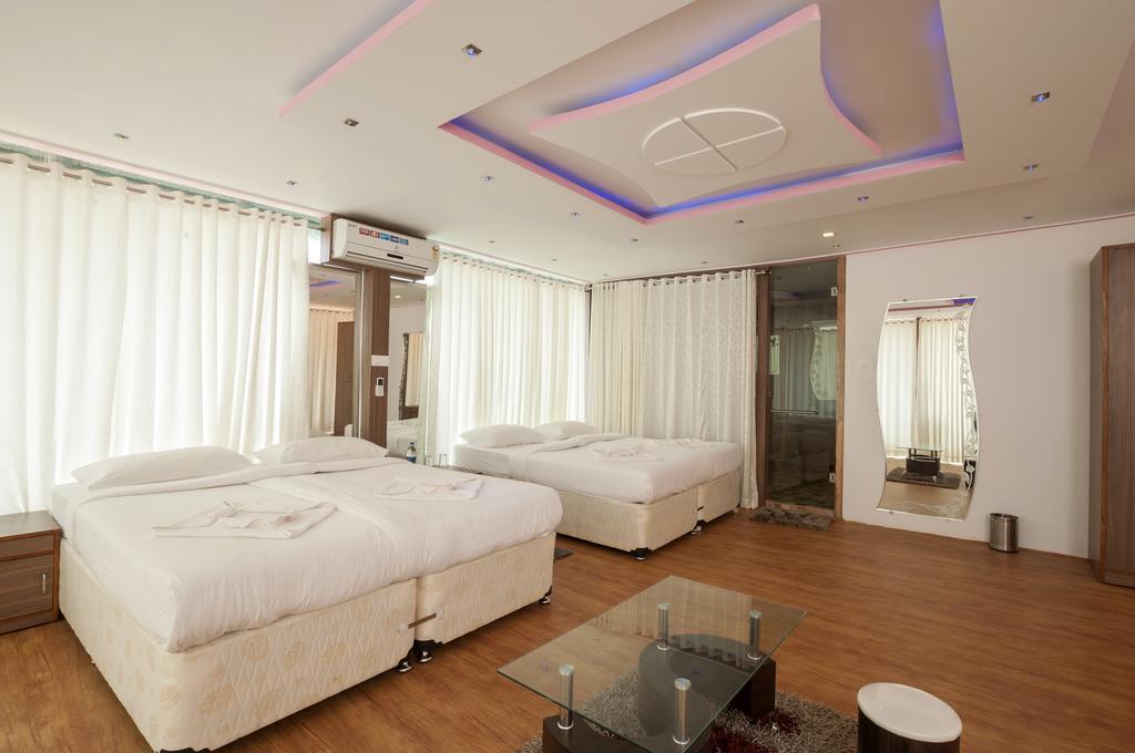 Boomerang Resort Mandrem Habitación foto